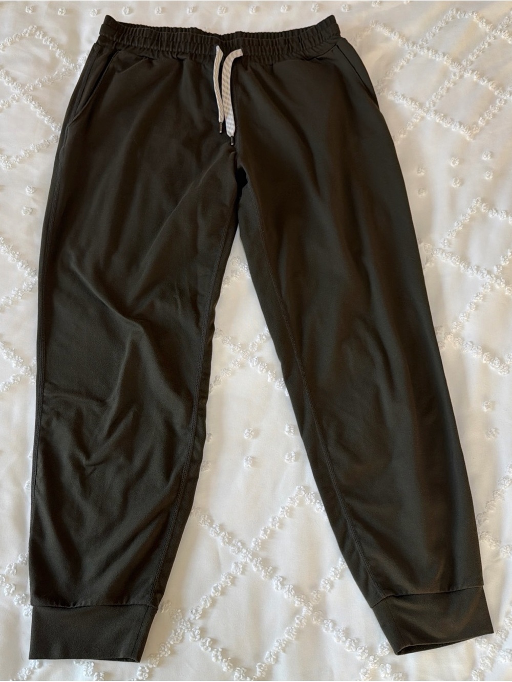 Vuori Women’s Small Green Jogger Pants Weekender Jogging Athleisure Activewear